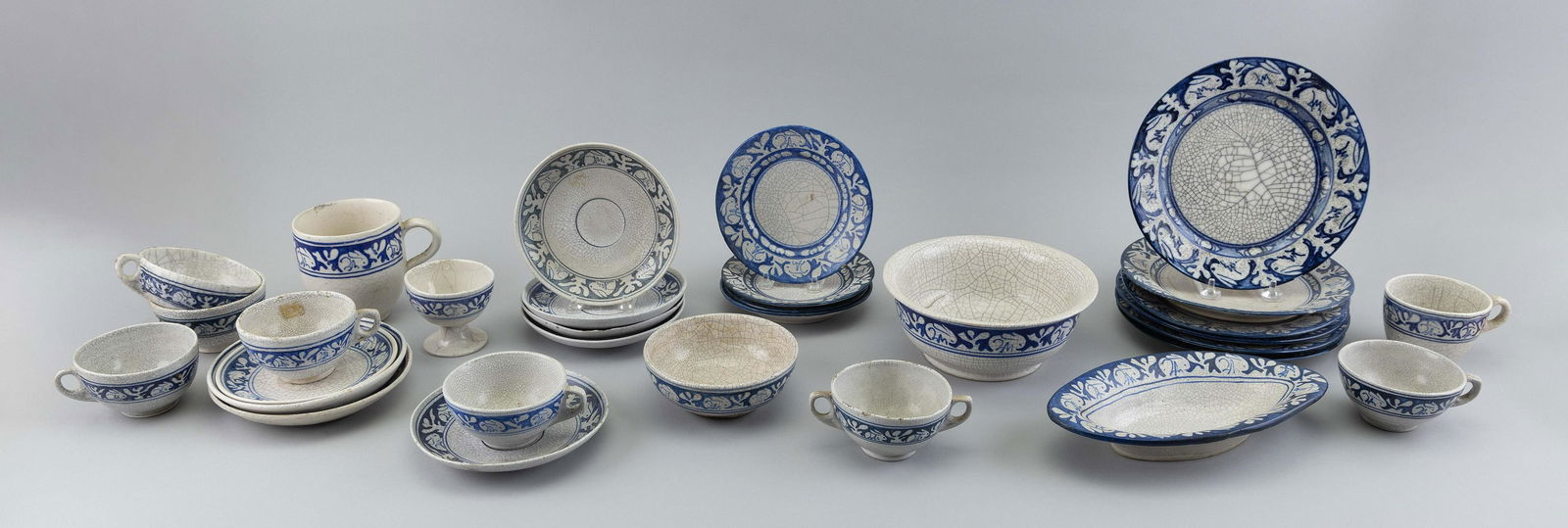 GROUP OF DEDHAM POTTERY RABBIT PATTERN TABLEWARES Early 20th Century (1 of 3)