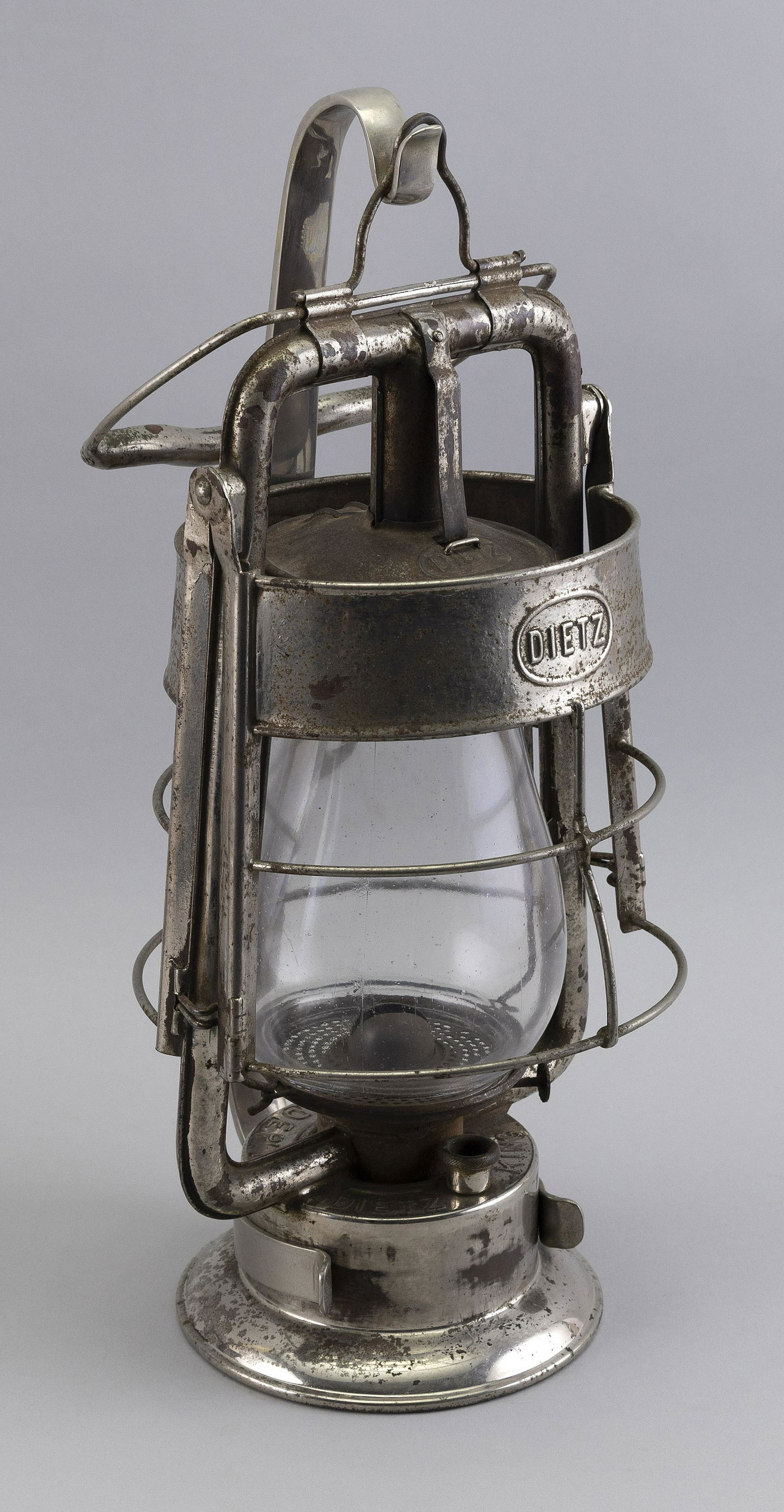 DIETZ KING FIRE DEPARTMENT LANTERN WITH MOUNTING BRACKET Late 19th Century Height 17”. (1 of 2)