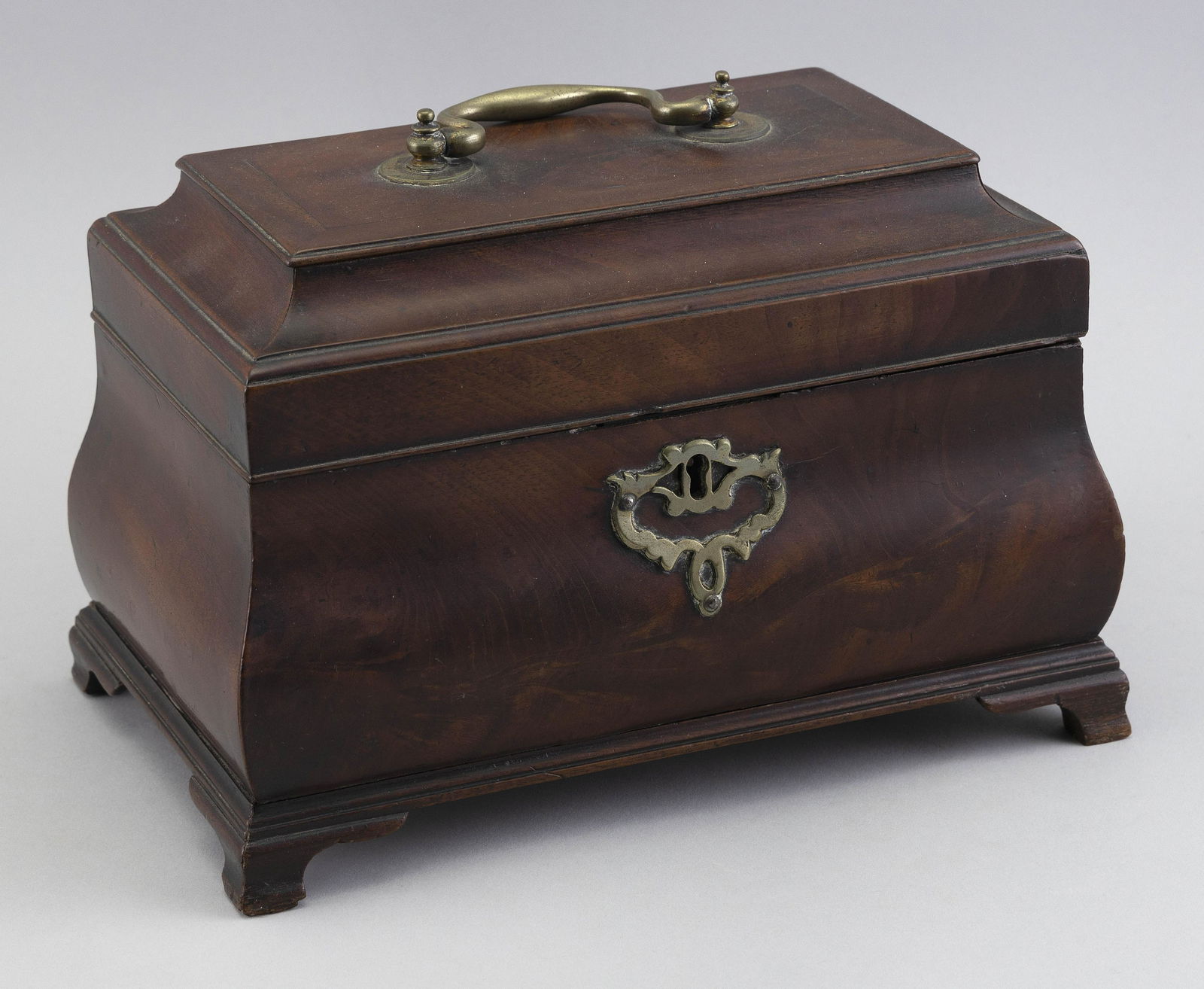CHIPPENDALE TEA CADDY Last Quarter of the 18th Century Height 6.5". Width 9.75". Depth 6.25". (1 of 3)
