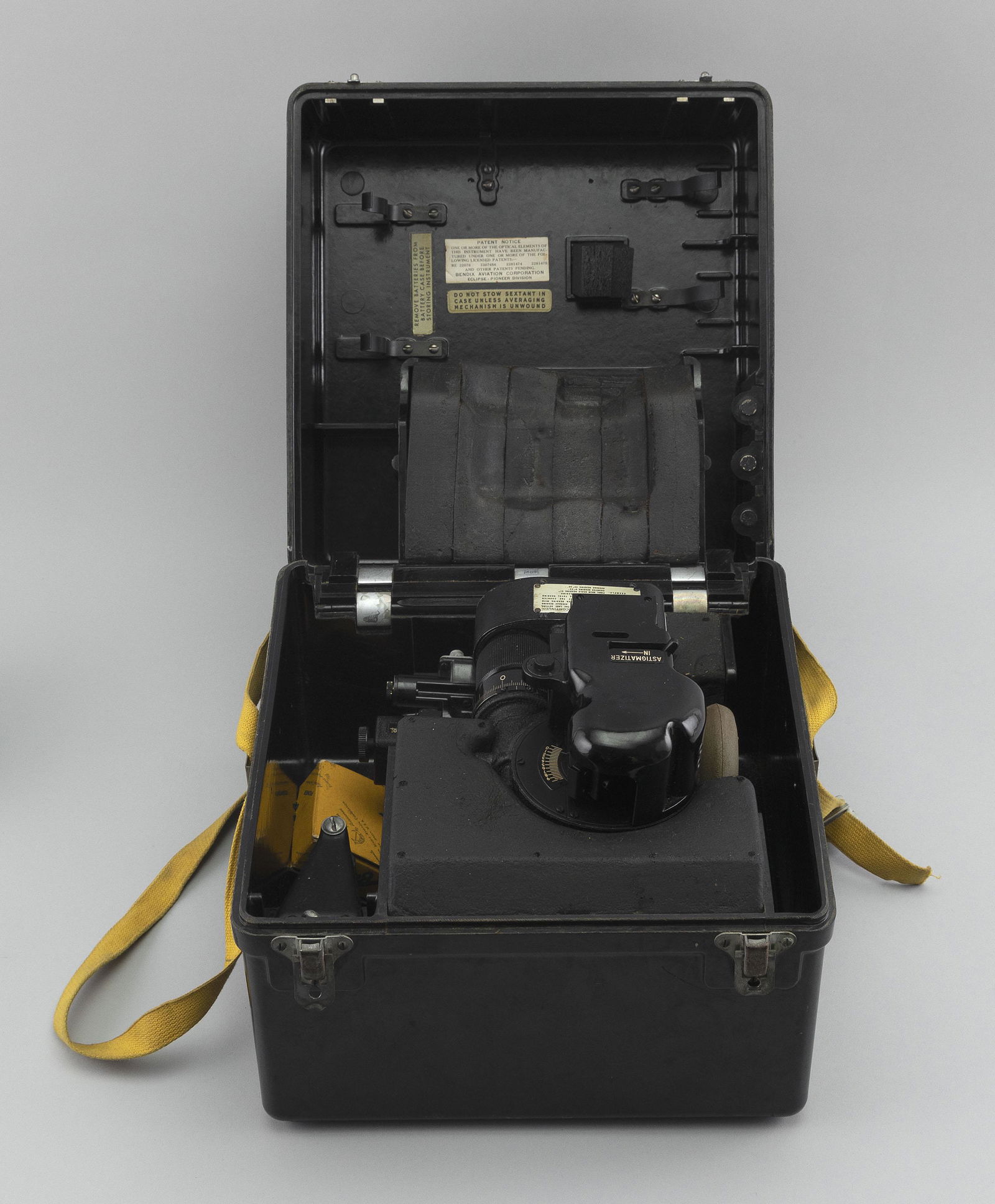 U.S. NAVY MARK V AIRCRAFT BUBBLE SEXTANT BY BENDIX AVIATION CORPORATION America, Circa 1942 (1 of 3)