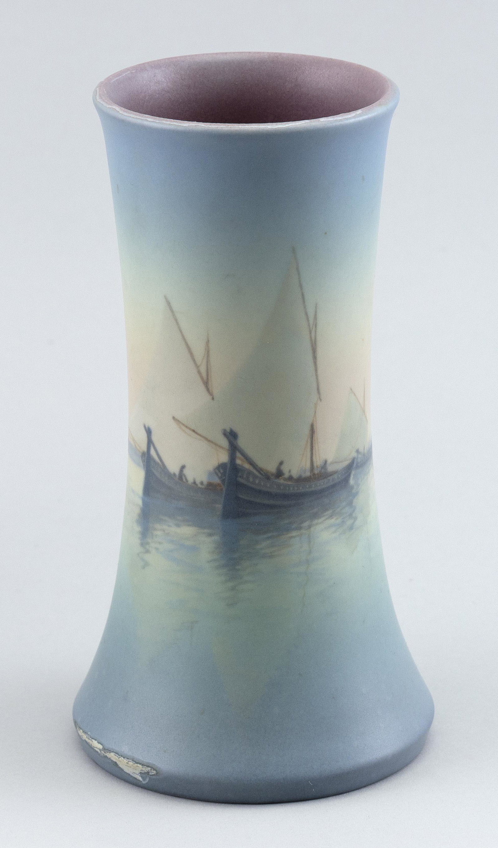 ROOKWOOD ART POTTERY VASE Dated 1923 Height 7.5”. (1 of 3)