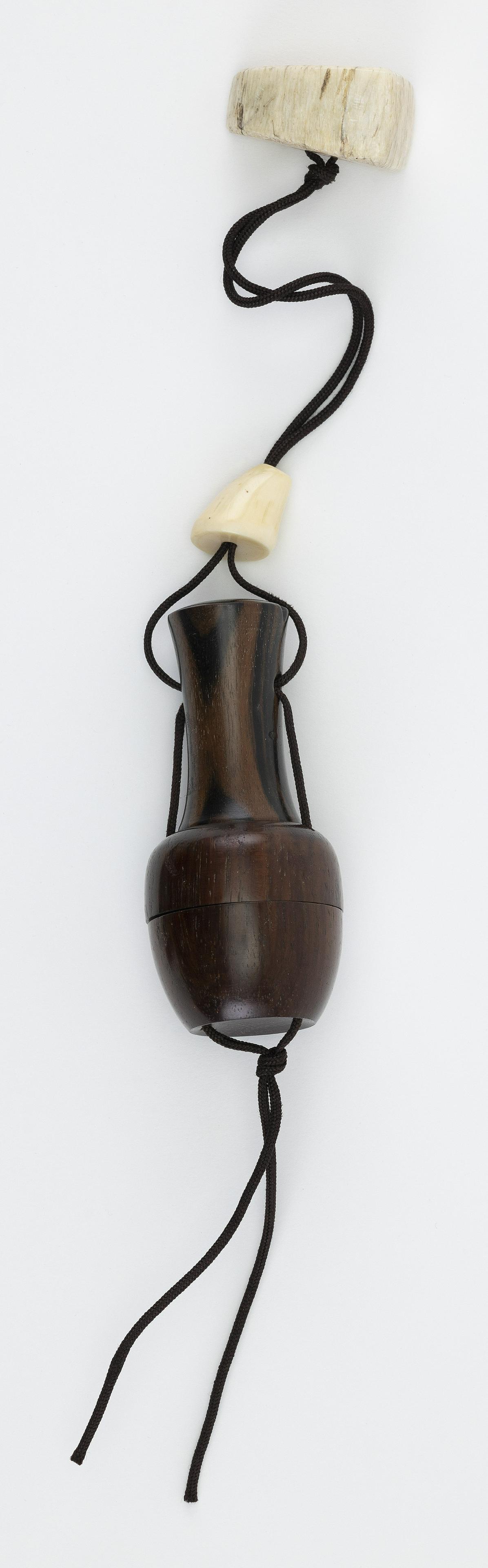 JAPANESE THREE-PART EBONY INRO/SEAL Late Meiji Period Length 3.5î. (1 of 2)