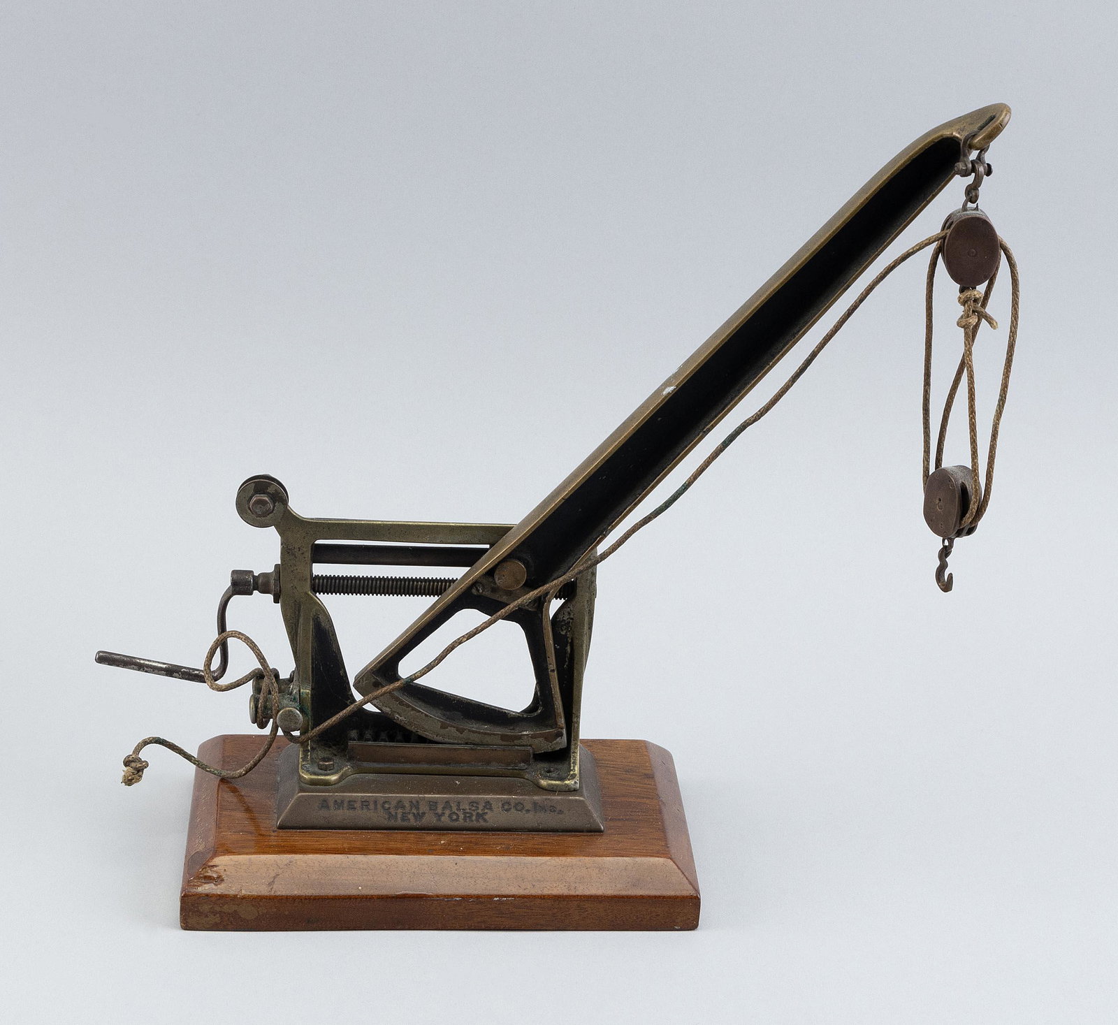 MODEL OF A WELIN QUADRANT DAVIT Early 20th Century Height 9". Width 13".: MODEL OF A WELIN QUADRANT DAVIT Early 20th Century Made by the American Balsa Company, New York. Marked on base. Height 9". Width 13".