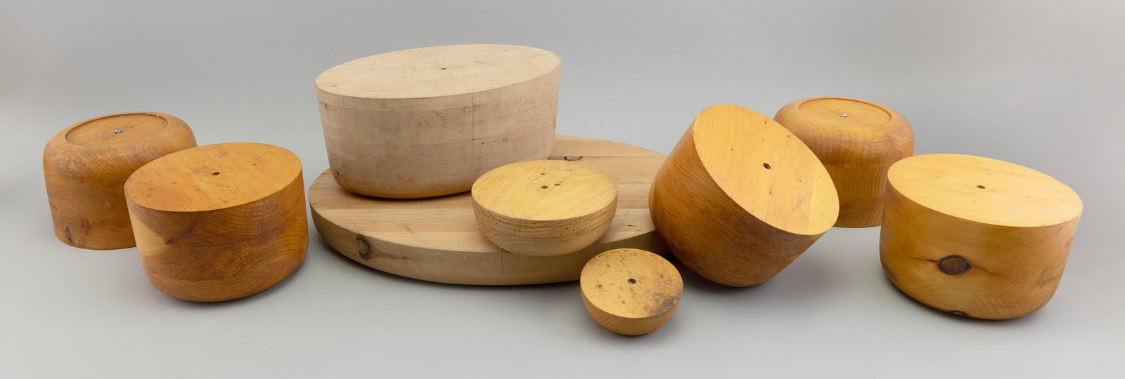 NINE WOODEN NANTUCKET BASKET MOLDS 20th Century: NINE WOODEN NANTUCKET BASKET MOLDS 20th Century