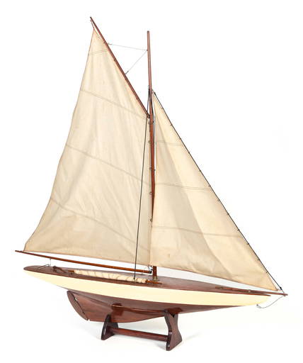 Pond Model Of A Gaff Rigged Sloop First Half Of The 20th Century Height ...