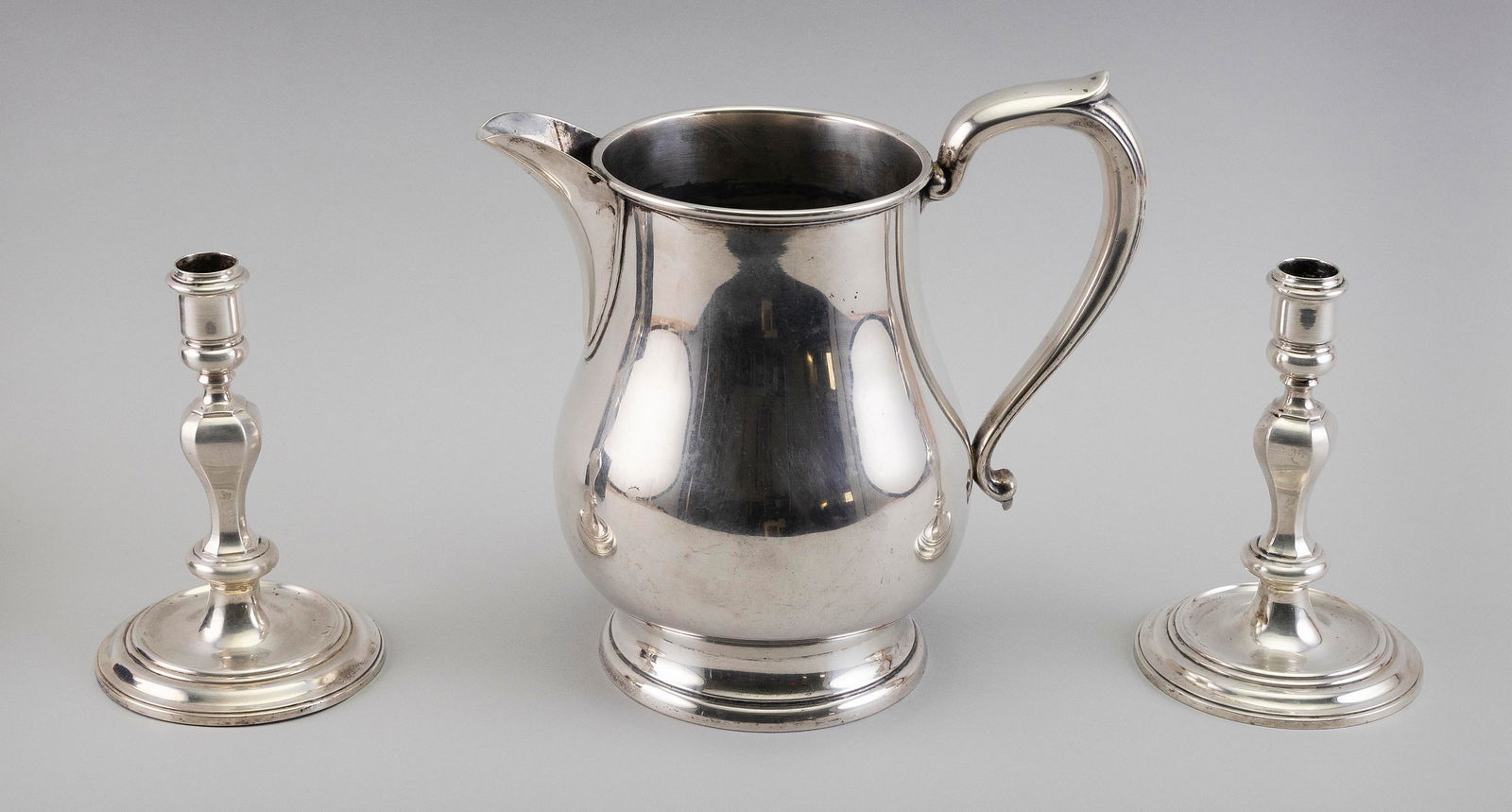 THREE STERLING SILVER TABLEWARES 20th Century Approx. 39.0 troy oz. (1 of 2)