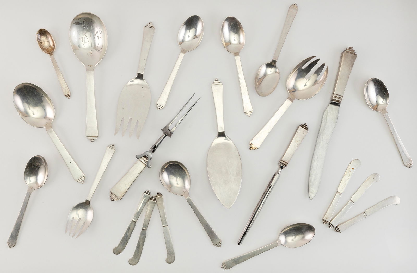 GEORG JENSEN "PYRAMID" STERLING FLATWARE SET Denmark, Early 20th Century Approx. 47.0 troy oz. (1 of 2)