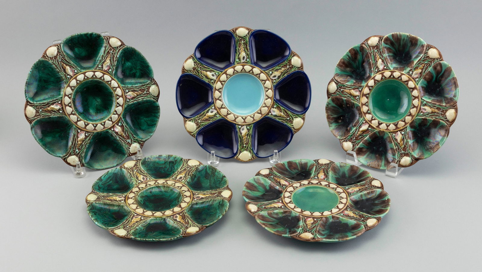 SET OF FIVE MINTON MAJOLICA OYSTER PLATES England, 19th Century Diameters 9". (1 of 2)