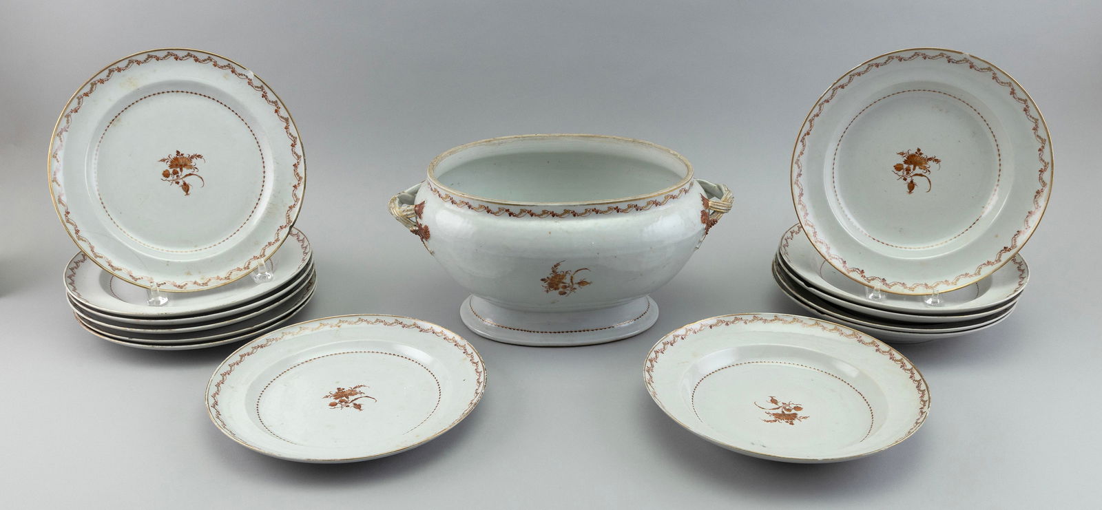 PARTIAL SET OF CHINESE EXPORT PORCELAIN Early 19th Century (1 of 1)