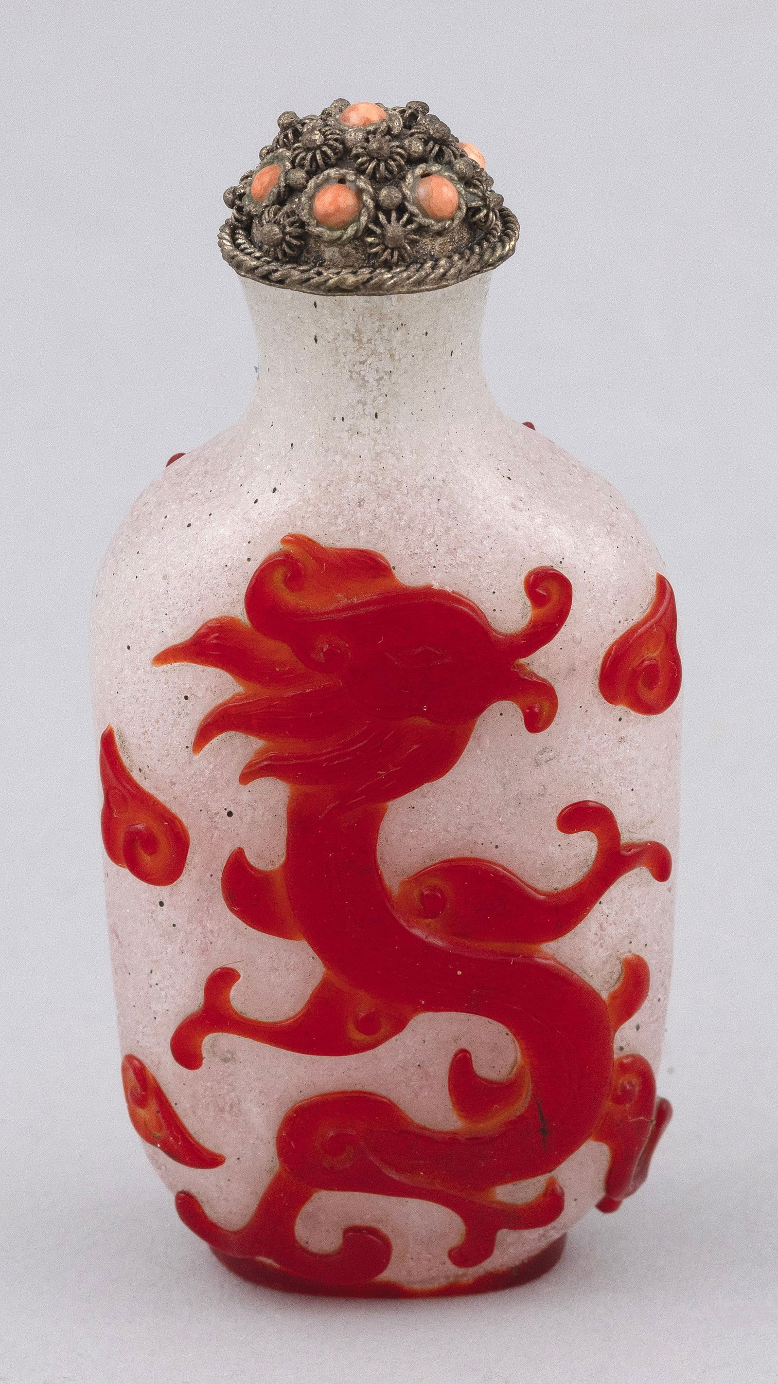 CHINESE OVERLAY GLASS SNUFF BOTTLE Late 19th Century Height 3.25". (1 of 3)
