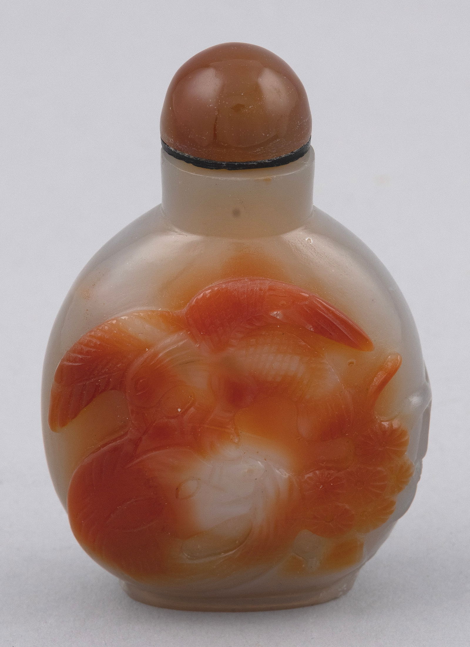 CHINESE CARVED AGATE SNUFF BOTTLE Early 20th Century Height 3". (1 of 3)