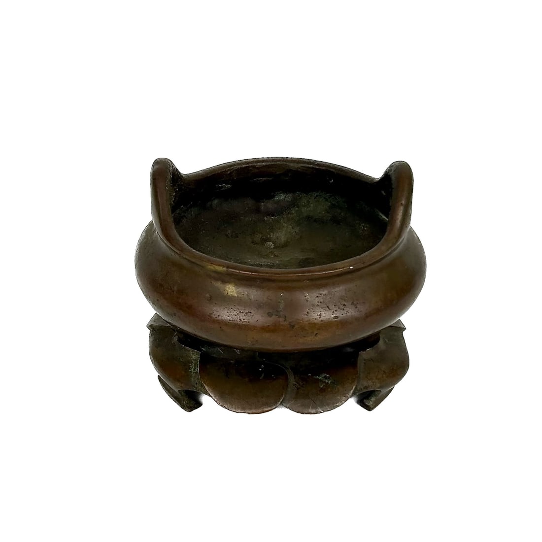 CHINESE BRONZE CENSER ON LOTUS LEAF-FORM STAND 19th Century Height 5". Length across handles 5.5". (1 of 7)