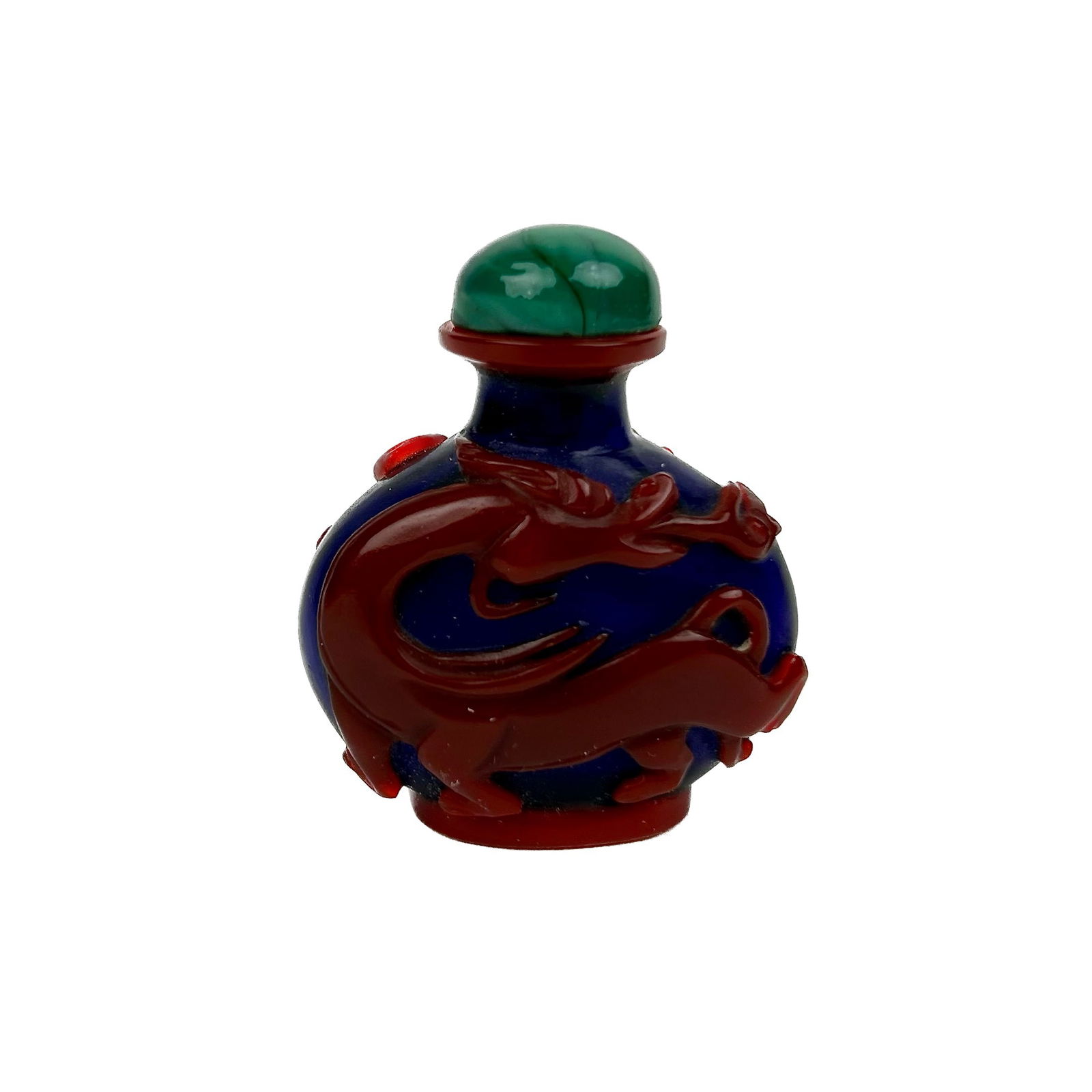 DIMINUTIVE CHINESE OVERLAY GLASS SNUFF BOTTLE Late 19th Century Height 1.75". Green stone stopper. (1 of 2)