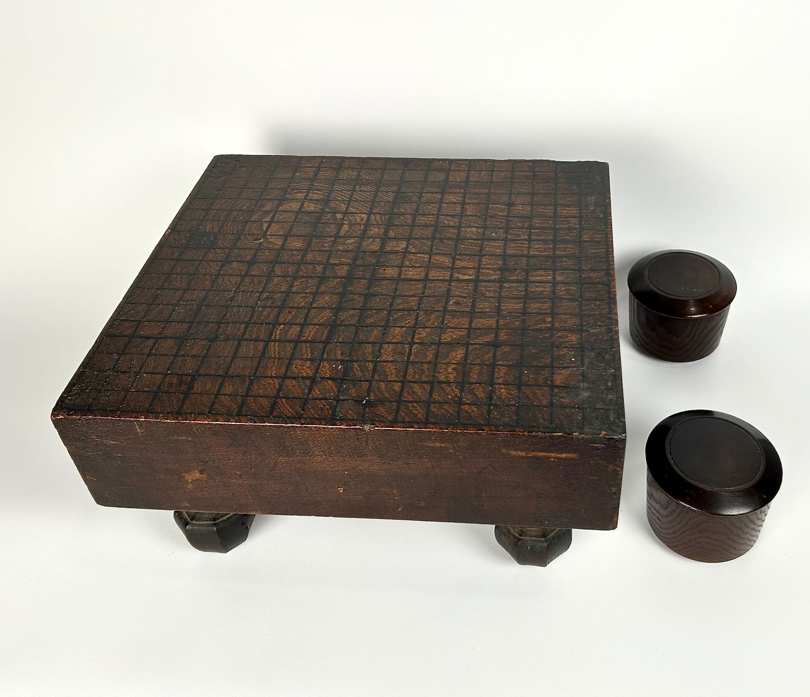 JAPANESE CARVED WOODEN GO GAME BOARD 19th Century Board height 10". Width 15". Depth 17". (1 of 3)