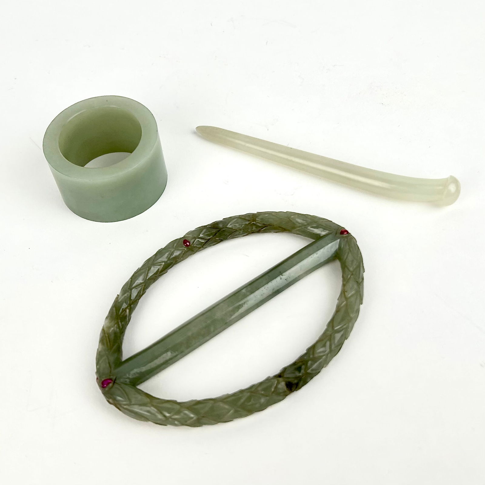 THREE CHINESE JADE IMPLEMENTS 19th Century (1 of 9)