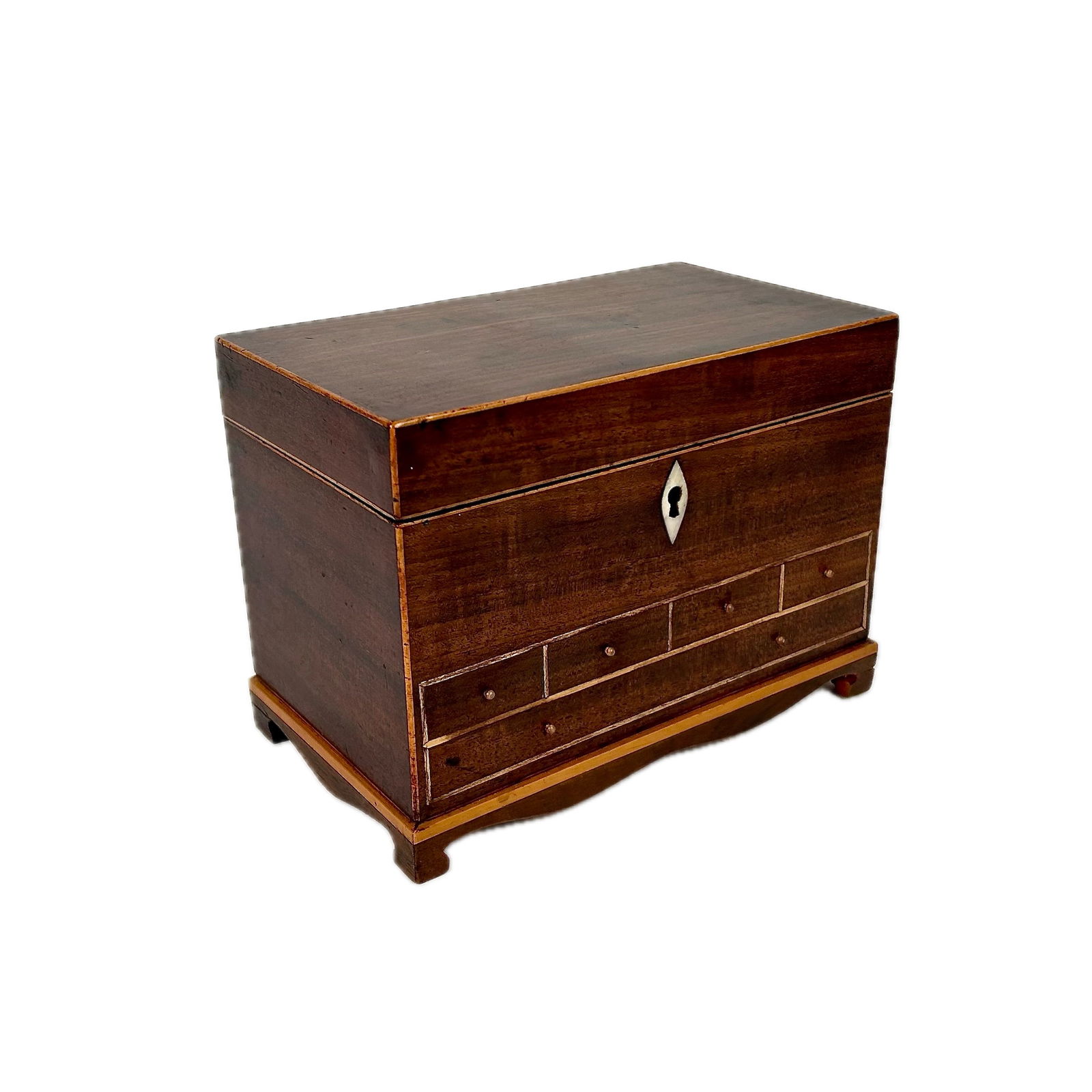 ENGLISH MAHOGANY AND FRUITWOOD TEA CADDY 19th Century Height 6". Width 8". Depth 4.75". (1 of 5)