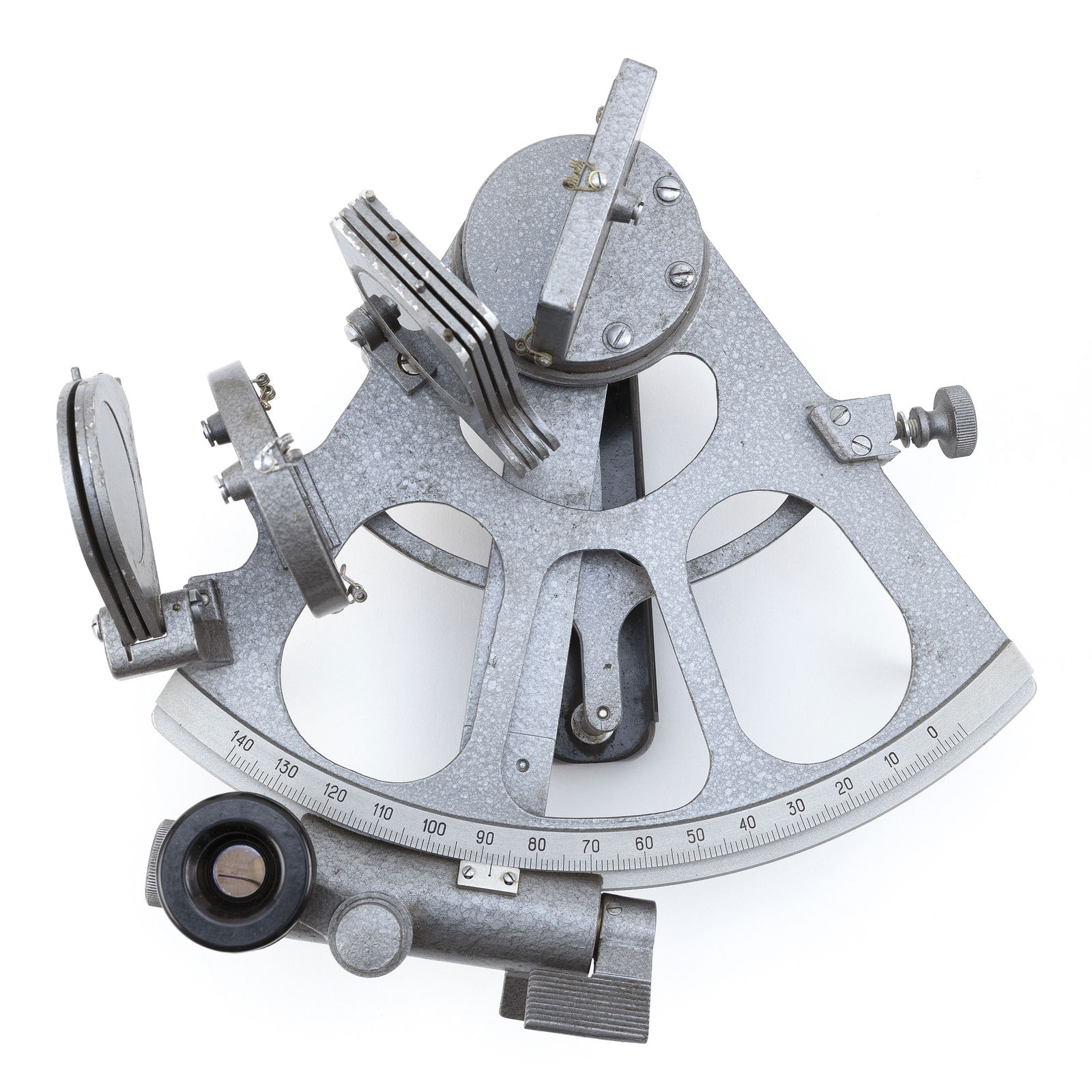 RUSSIAN CASED NAVIGATION SEXTANT 1987 Length 8.5". Width 9". Box height 7". Width 10.5". Depth (1 of 3)