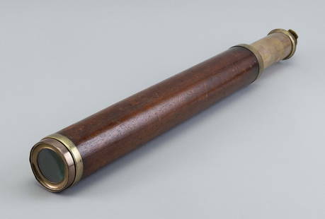 SINGLE-DRAW DAY/NIGHT TELESCOPE London, 19th Century Length closed 19.5".: SINGLE-DRAW DAY/NIGHT TELESCOPELondon, 19th CenturyMarked "Made by Jas. Chapman St. Catherines London Day or Night". Mahogany tube.Length closed 19.5".