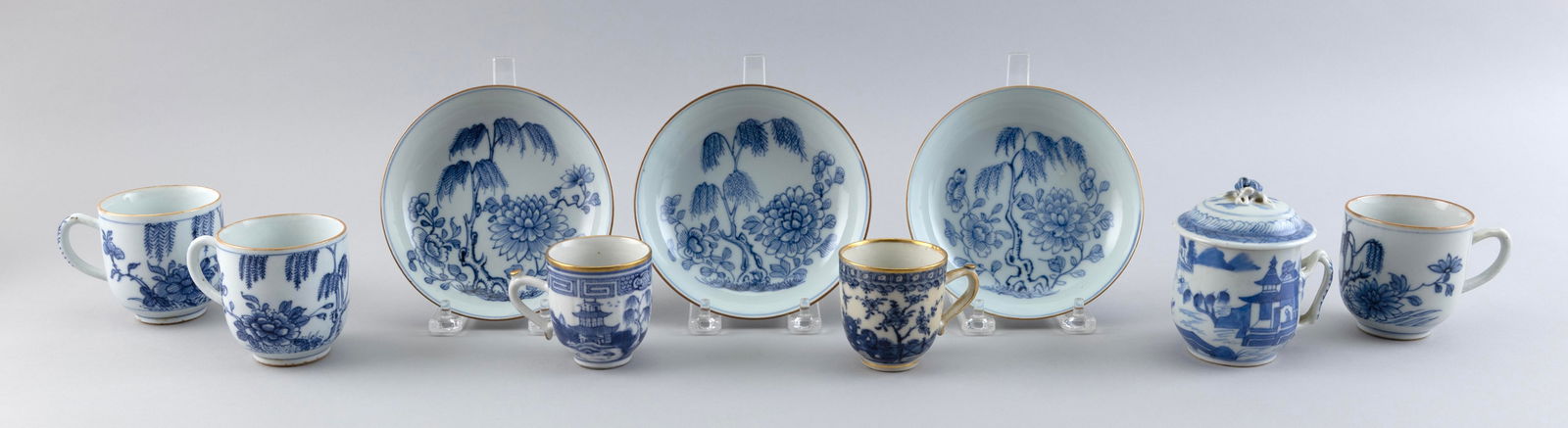 NINE CHINESE EXPORT BLUE AND WHITE PORCELAIN CUPS AND SAUCERS Late 19th Century Cup heights from (1 of 4)