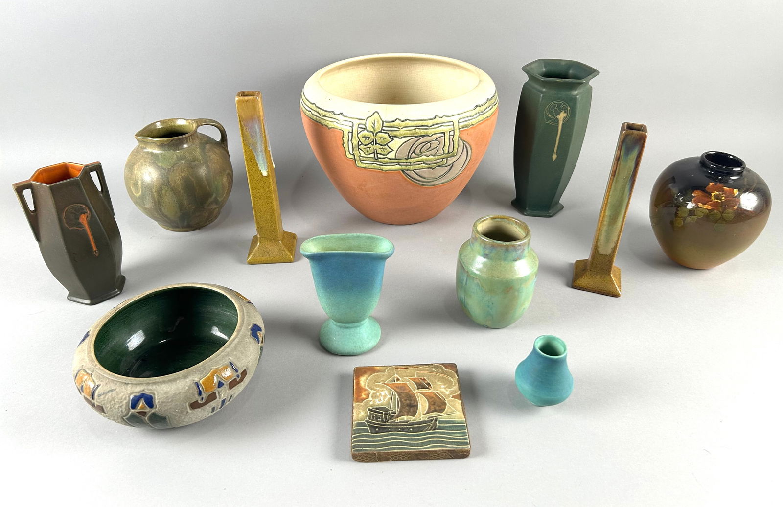 COLLECTION OF ART POTTERY First Half of the 20th Century Heights from 2.5" to 8.5". (1 of 3)