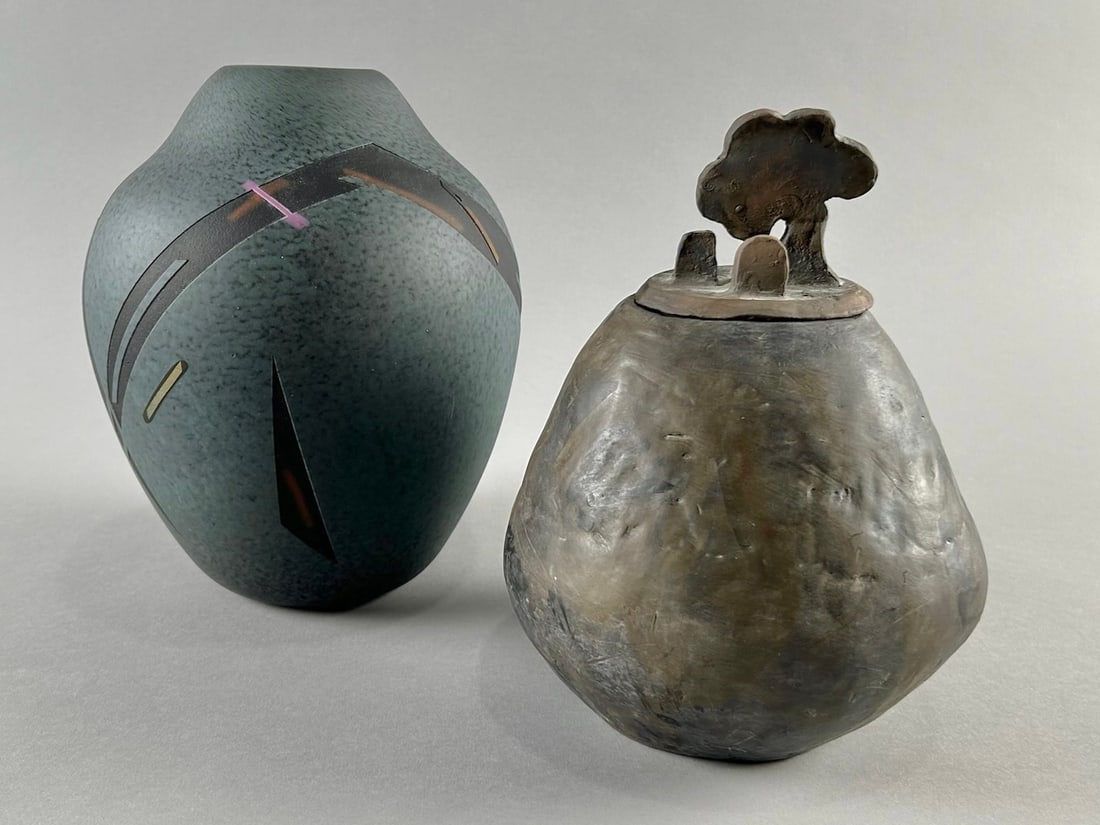 CURTISS BROCK STUDIO ART GLASS VASE Tennessee, Contemporary Heights 10" and 9.5". (1 of 6)