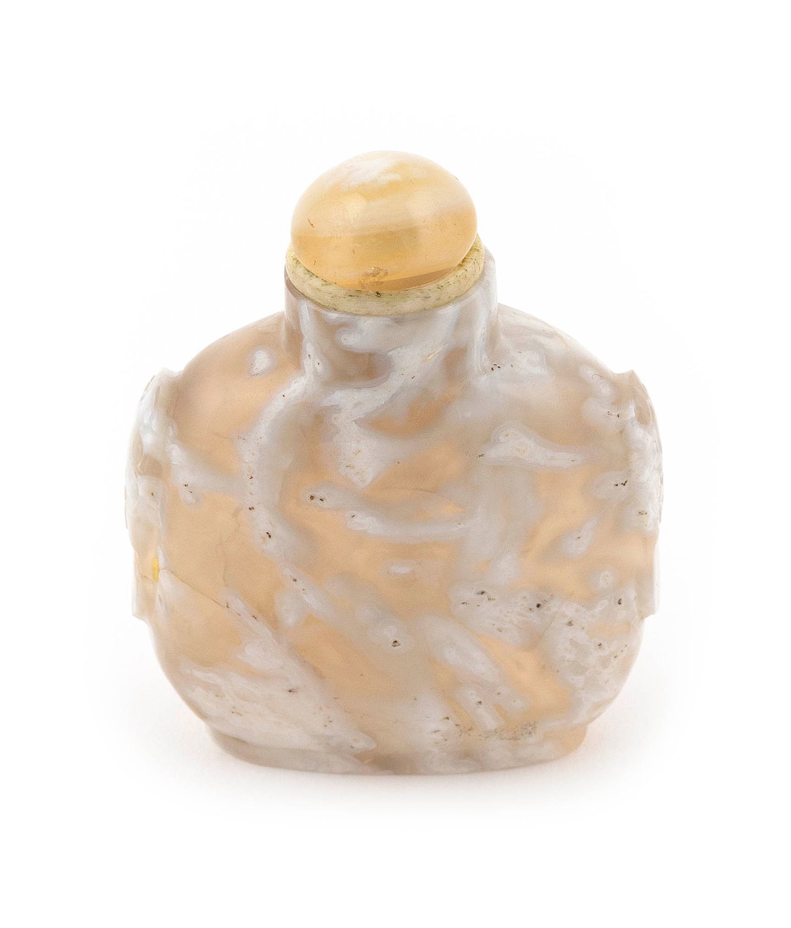 CHINESE CARVED BEIGE AND WHITE AGATE SNUFF BOTTLE 19th Century Height 2". Agate stopper. (1 of 3)
