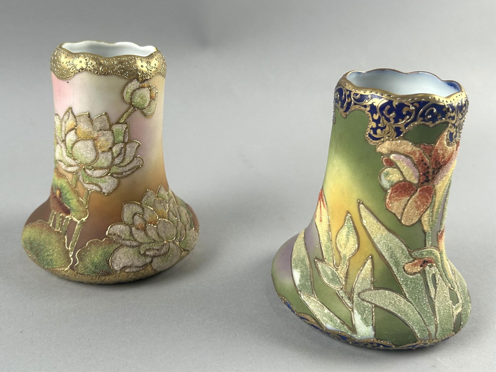 TWO NIPPON CORALENE PORCELAIN VASES Circa 1909 Heights 5". Widths 5". (1 of 3)