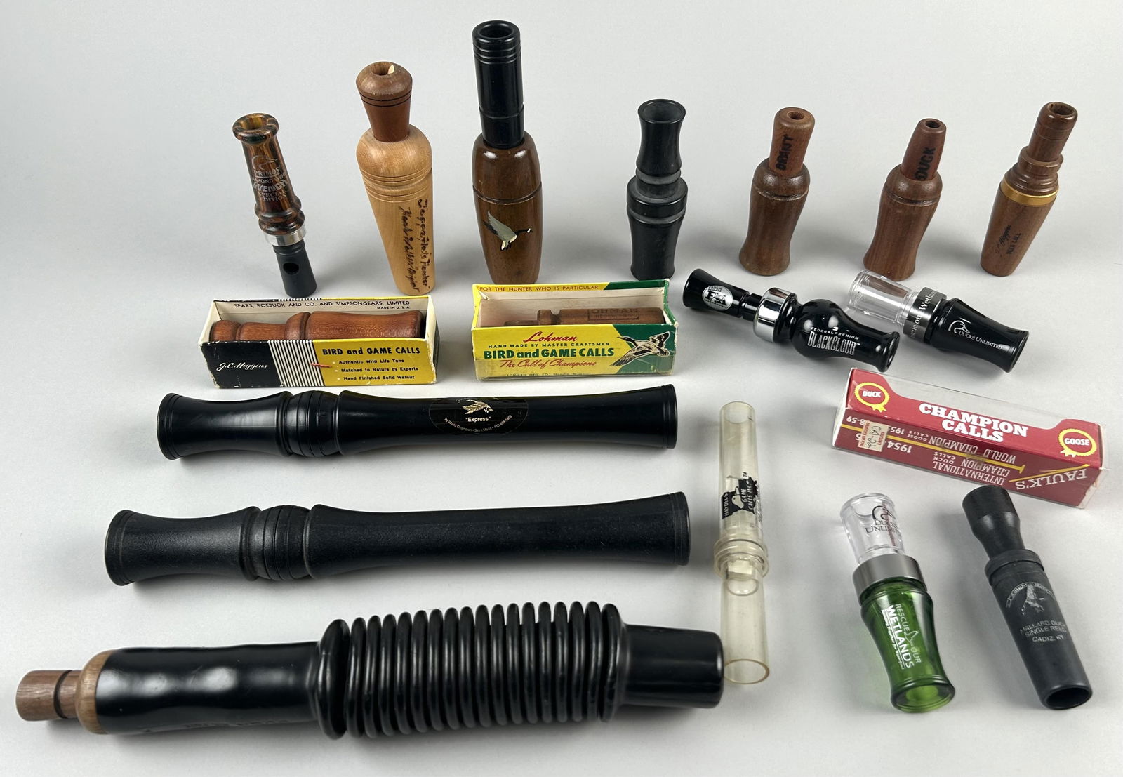 FIFTEEN DUCK, GOOSE AND GAME CALLS 20th Century Lengths from 3" to 12". (1 of 5)