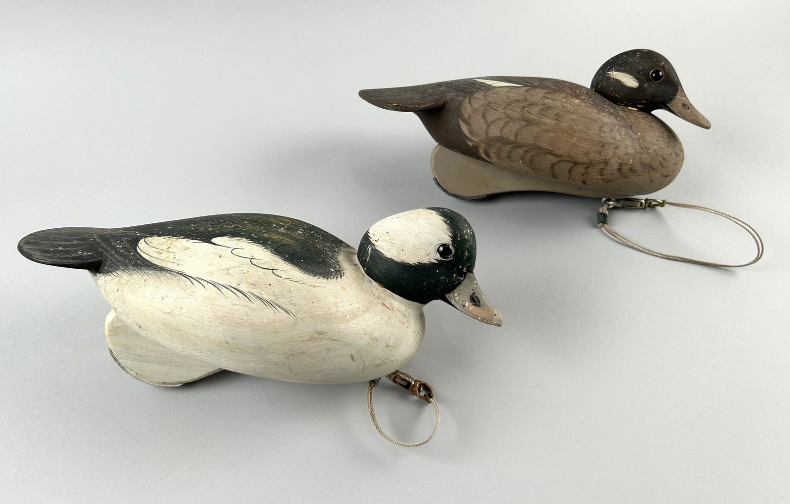 PAIR OF MARTY COLLINS BUFFLEHEAD DECOYS Buzzard's Bay, Massachusetts, 20th Century Lengths 13". (1 of 3)