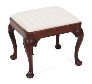 EXCEPTIONALLY RARE QUEEN ANNE FOOTSTOOL Boston, Circa 1760 Height 18". Length 20.5". Width 15.75".