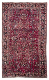 SAROUK RUG: 4'2" X 6'9" Second Quarter of the 20th Century
