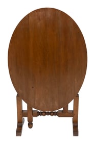 WALLACE NUTTING TUCK-AWAY TABLE Framingham, Massachusetts, 20th Century Height 28". Top 35" x 25.5".
