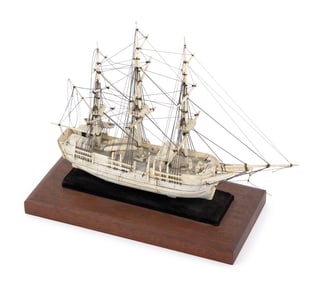 SMALL BONE MODEL OF THE WHALESHIP "WANDERER" First Quarter of the 20th Century Total height 8.25".