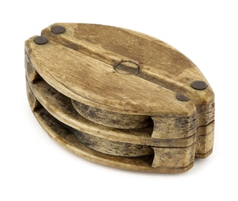 WHALEBONE DOUBLE SHEAVE BLOCK 19th Century Length 4".