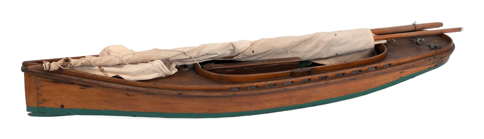 PLANK-ON-FRAME MODEL OF A NEW HAVEN SHARPIE Late 19th/Early 20th Century Mast height approx. 58".: PLANK-ON-FRAME MODEL OF A NEW HAVEN SHARPIE Late 19th/Early 20th Century The sharpie was a flat-bottomed vessel used widely in American coastal fisheries during the later parts of the 19th Century, fi