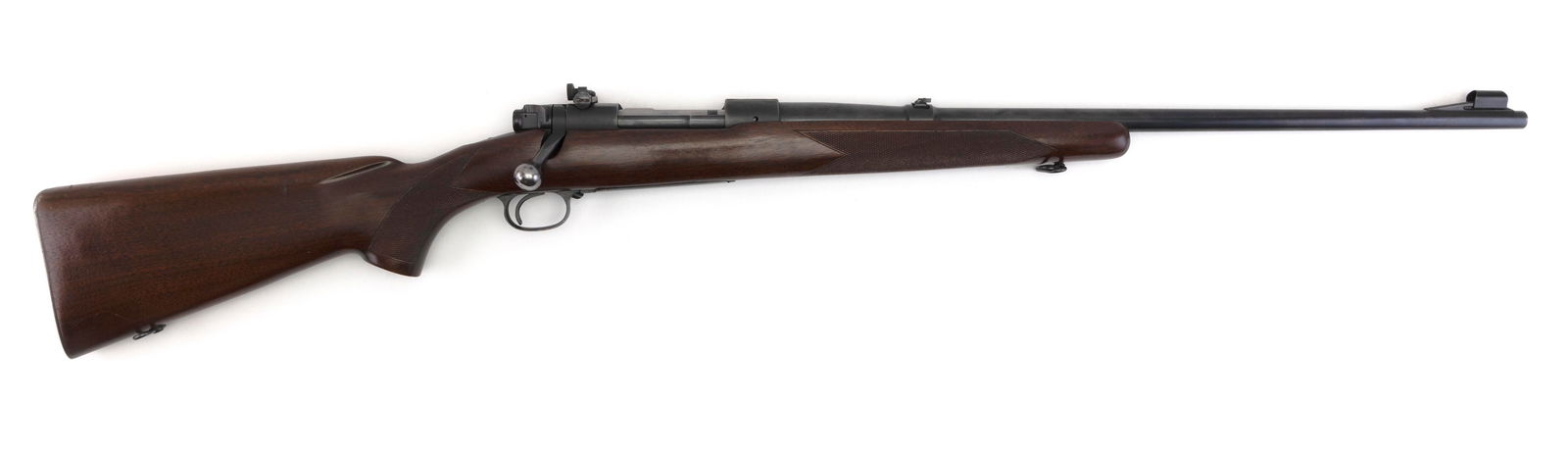 * WINCHESTER MODEL 70 RIFLE Pre-1964 Length of barrel 25". Total length 45".: * WINCHESTER MODEL 70 RIFLEPre-1964.30-06 cal., Serial #92723. *This lot will only be delivered to holders of a Federal Firearms Dealer's License. Please be aware of license requirements and delivery