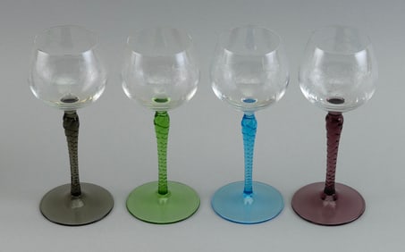 SET OF FOUR DEPRESSION GLASS WINEGLASSES Early 20th Century Heights 7.5".