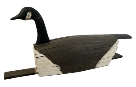 LARGE SLAT GOOSE DECOY Early 20th Century