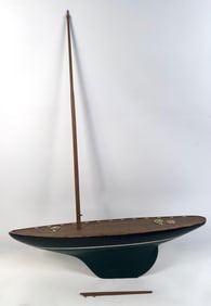 WOODEN POND MODEL 20th Century Length 30".