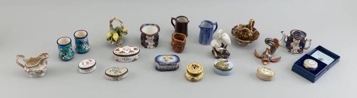 COLLECTION OF SMALL DRESSER BOXES AND CERAMICS 19th/20th Century