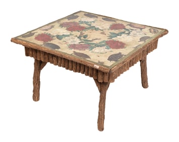 ADIRONDACK-STYLE TABLE 20th Century Height 19". Top 31" x 31".