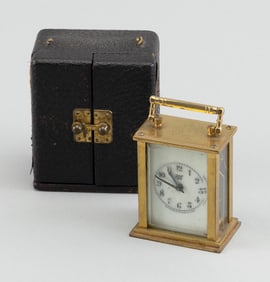 WATERBURY CLOCK COMPANY CASED TRAVEL CLOCK 20th Century Height 3".