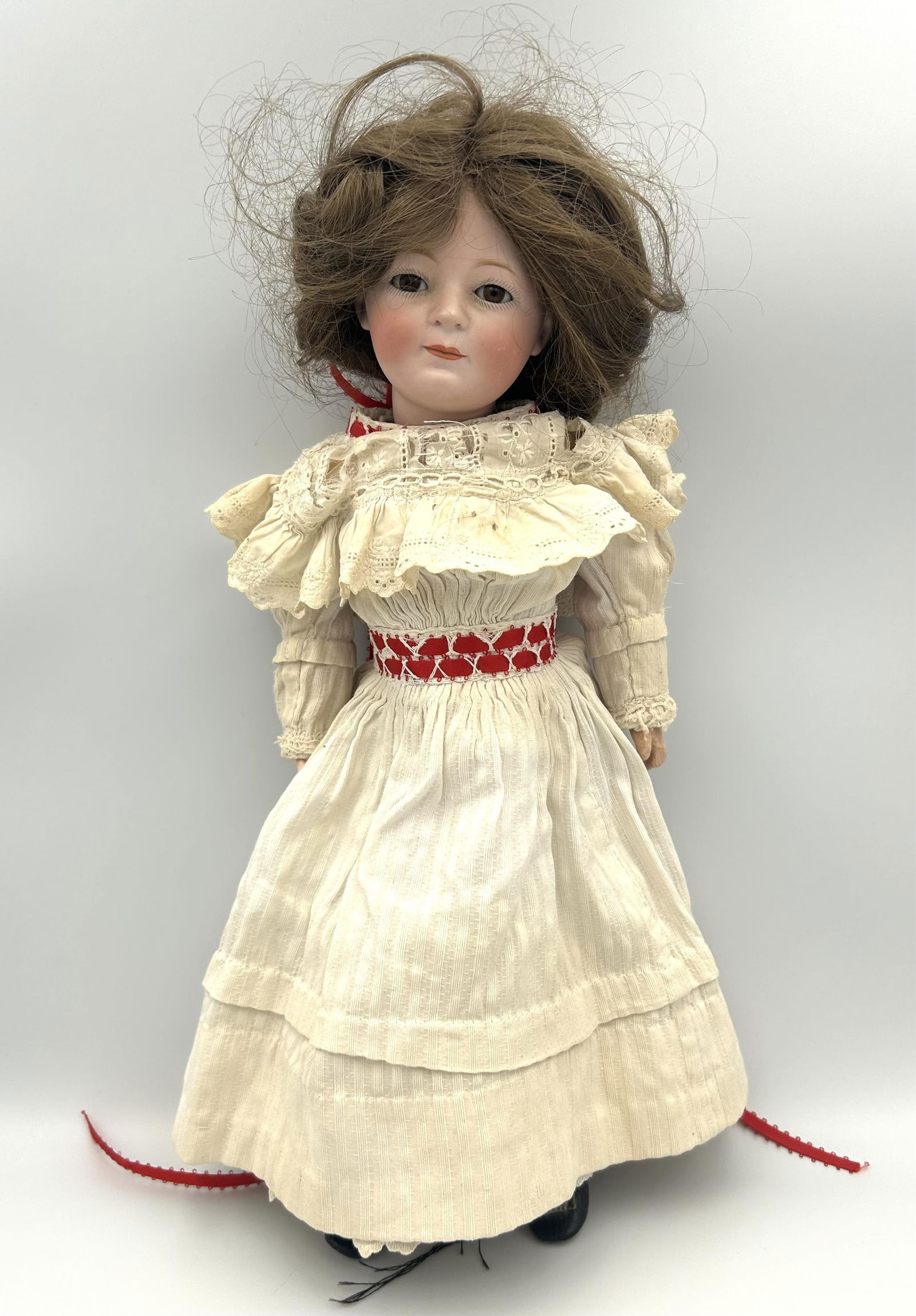 J.D. KESTNER 189 PUPPEN SERIES BISQUE DOLL Germany, Circa 1910 Height 15". (1 of 6)