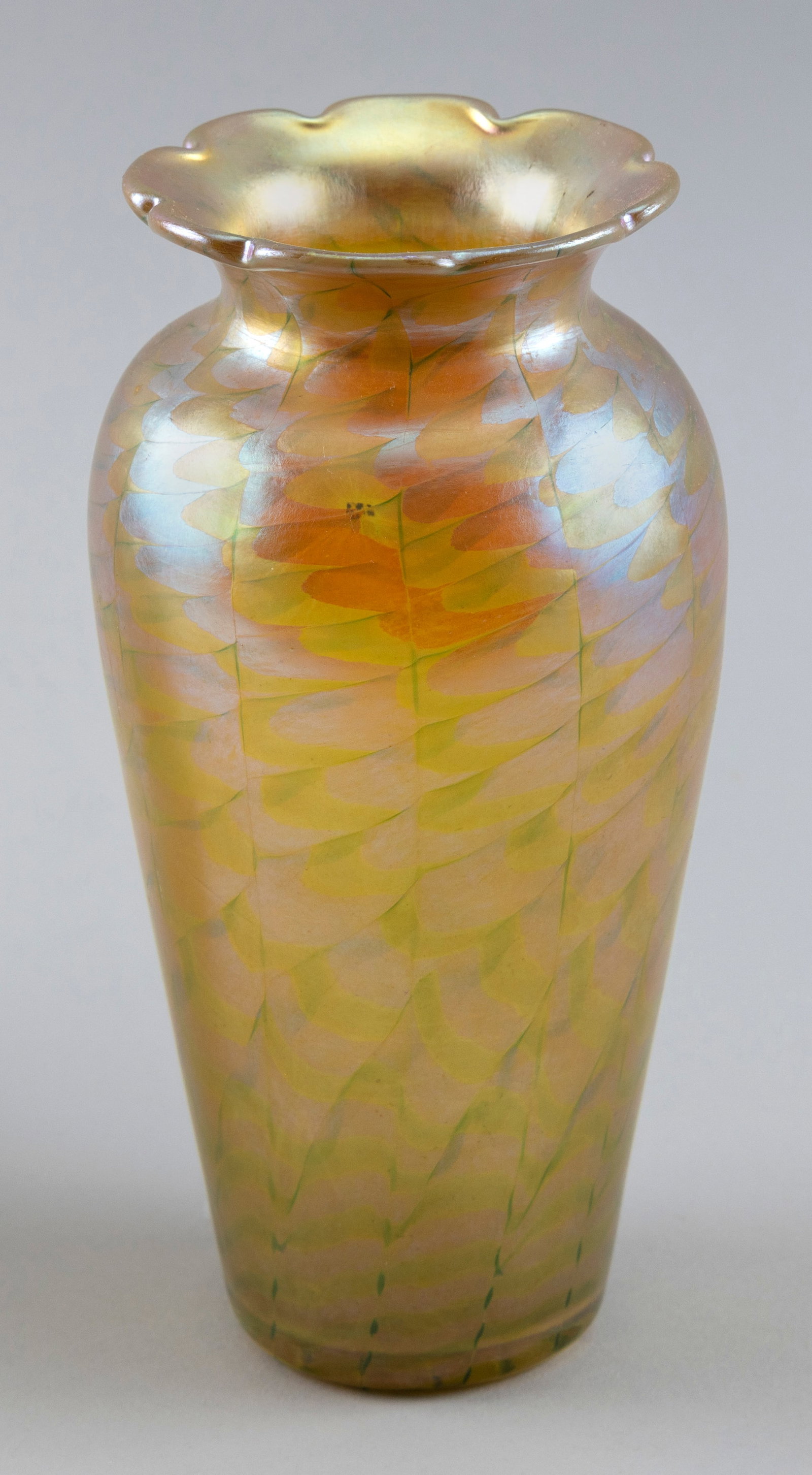 UNION GLASS COMPANY KEW BLAS IRIDESCENT GOLD GLASS VASE Somerville, Massachusetts, 20th Century (1 of 3)