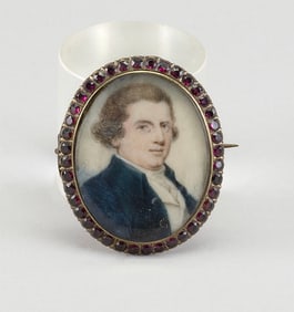 MINIATURE PORTRAIT OF A YOUNG MAN 19th Century Oval 2" x 1.75".