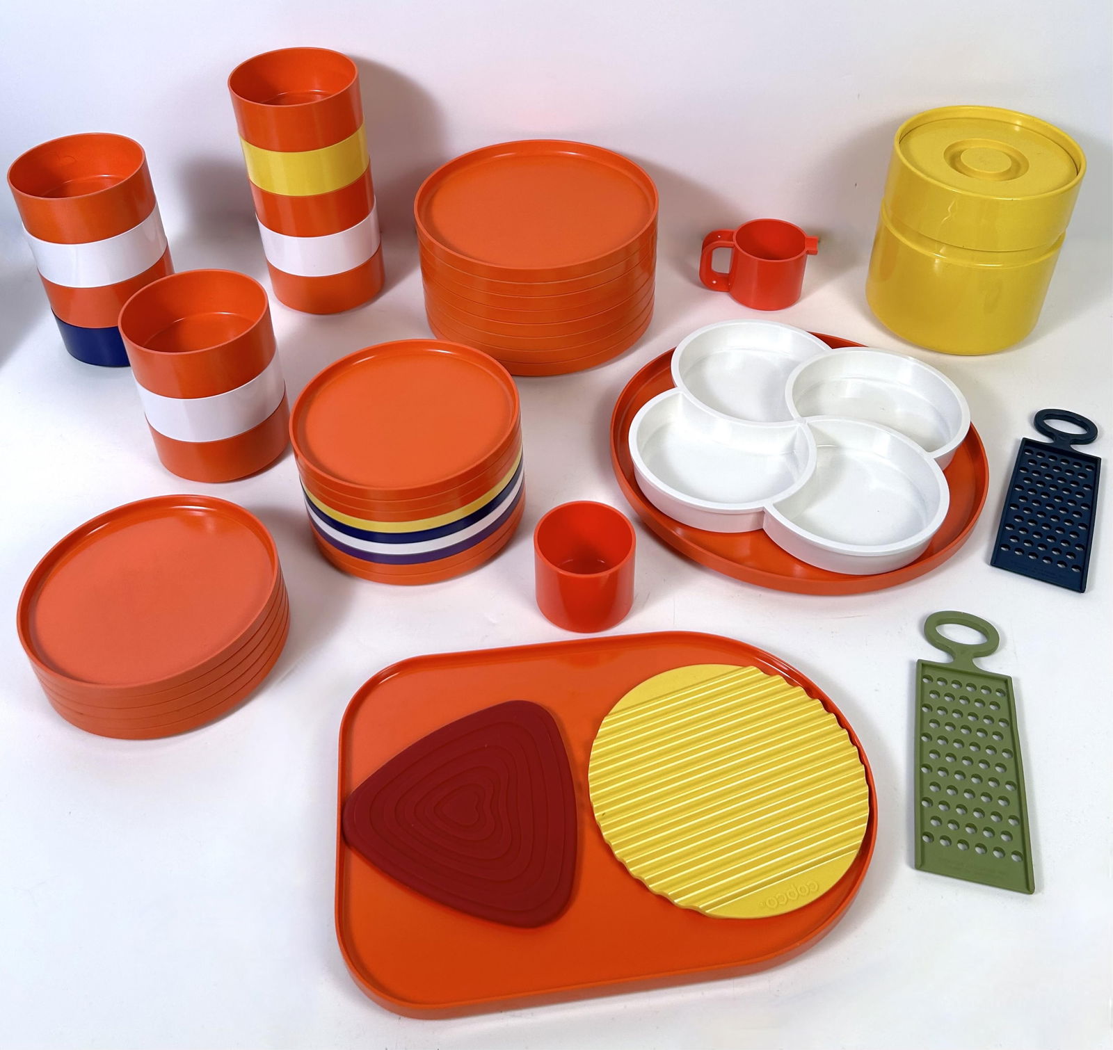 ASSORTED HELLER KITCHENWARE America, 20th Century Lengths from 5" to 7". (1 of 1)