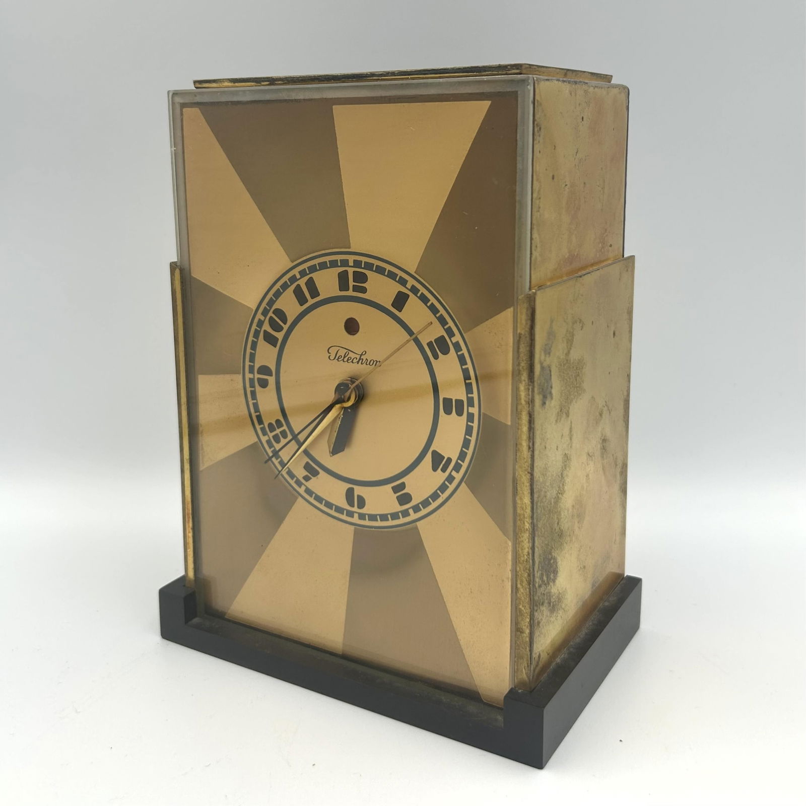 ART DECO SKYSCRAPER "MODERNIQUE" CLOCK BY PAUL FRANKL FOR WARREN TELECHRON Ashland, Massachusetts, (1 of 4)