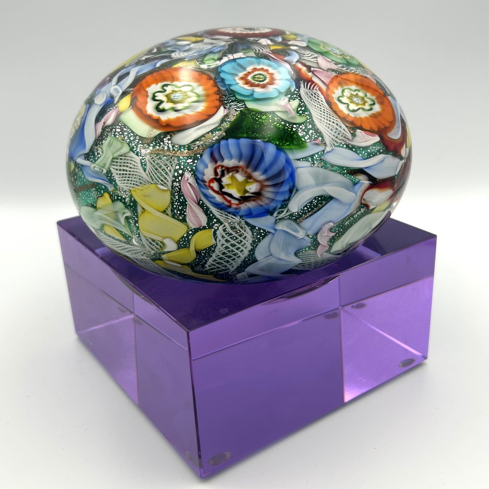 MURANO MAGNUM "TUTTI FRUTTI" END-OF-DAY GLASS PAPERWEIGHT ON GLASS STAND Late 20th Century (1 of 4)