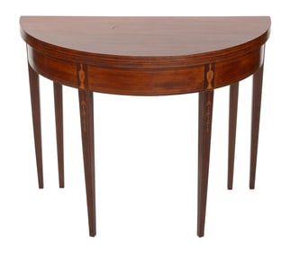 RARE AND IMPORTANT HEPPLEWHITE CARD TABLE ATTRIBUTED TO THOMAS AND STEPHEN GODDARD Rhode Island,