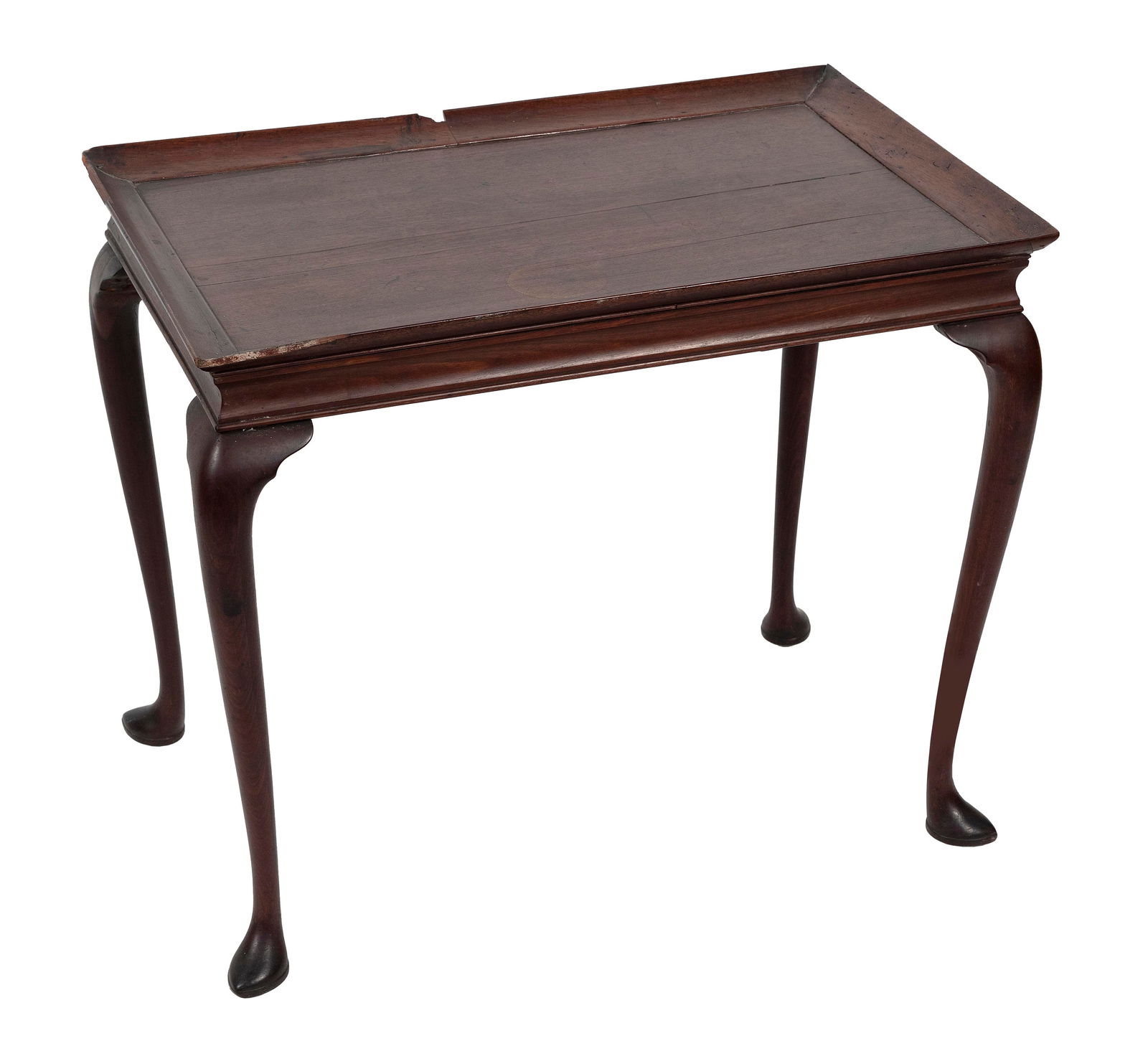 NEWPORT QUEEN ANNE TEA TABLE Rhode Island, 18th Century Height 25.25". Length 30". Width 19". (1 of 4)